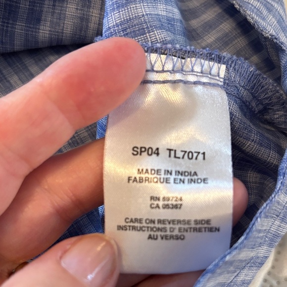 Columbia Women's Blue Checkered Button Down Shirt Trail Hiking Fishing Walking - Picture 7 of 12